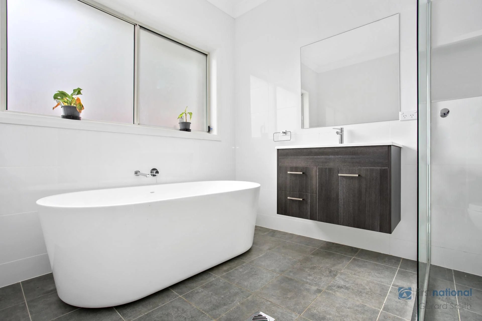 Real Estate For Lease 250 Oaks Rd Thirlmere , NSW