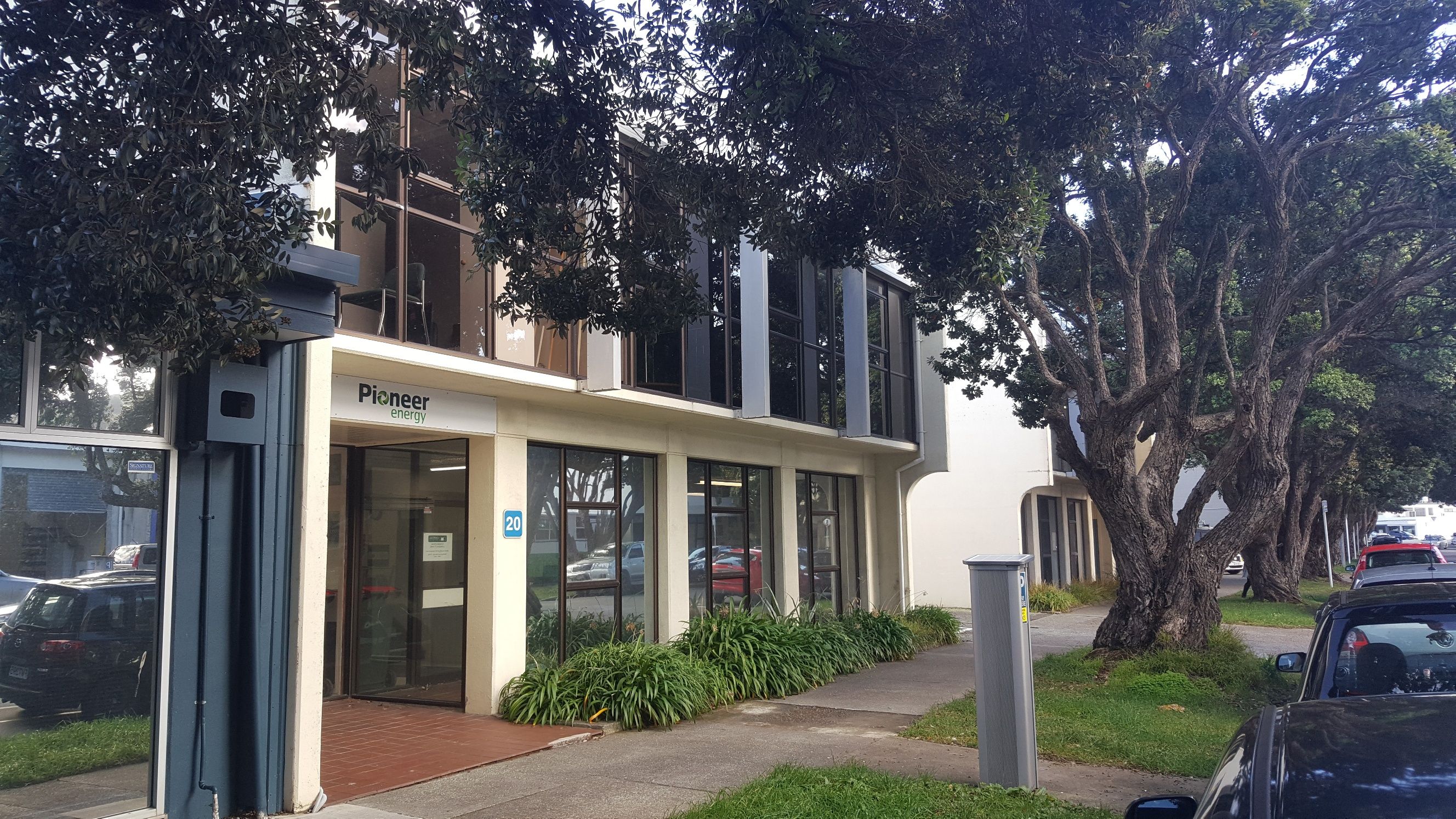 Real Estate For Commercial Lease 20 Raroa Road Lower Hutt , Wellington