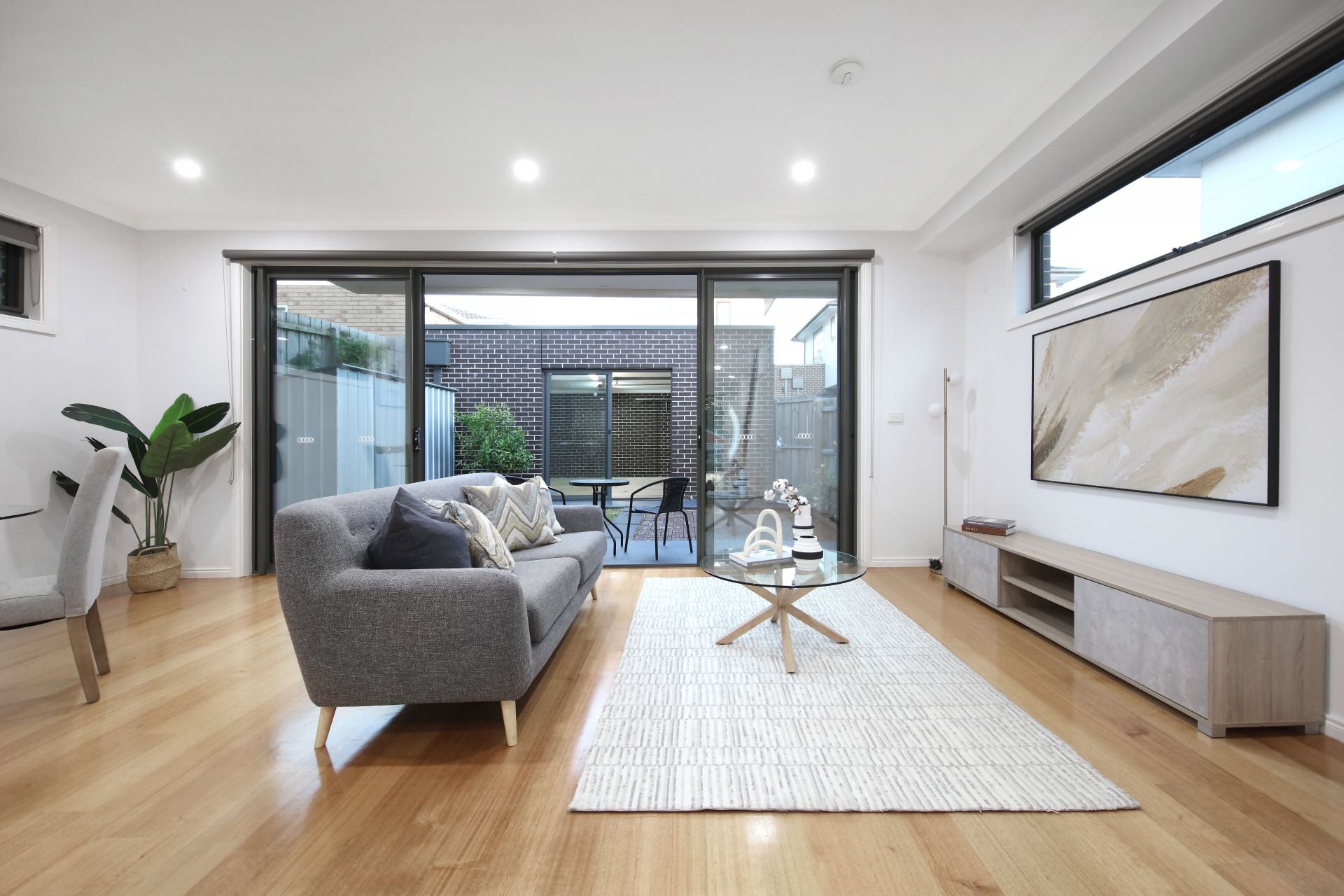 1/34 Crawford Road, Clarinda OBrien Real Estate