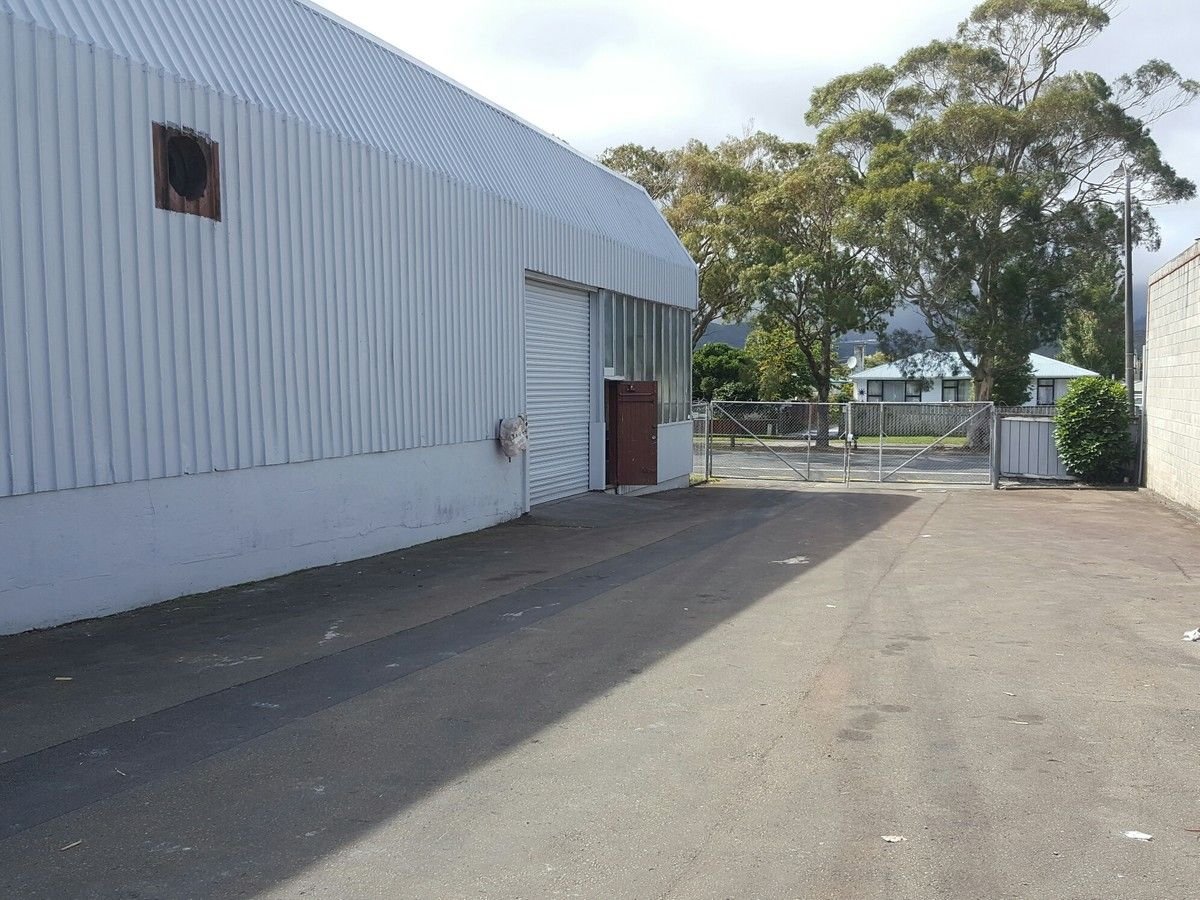 Real Estate For Commercial Sale 1923 Parkway Wainuiomata , Wellington