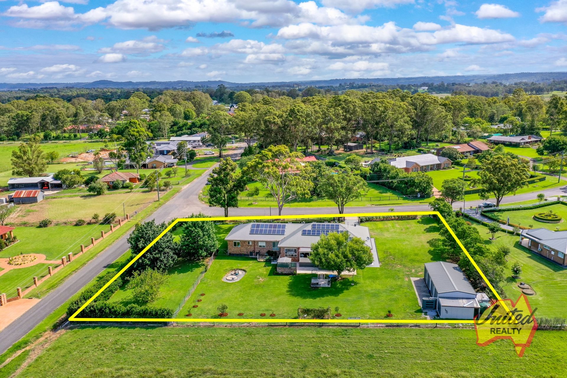 2 Sunnyside Drive, Ellis Lane United Realty