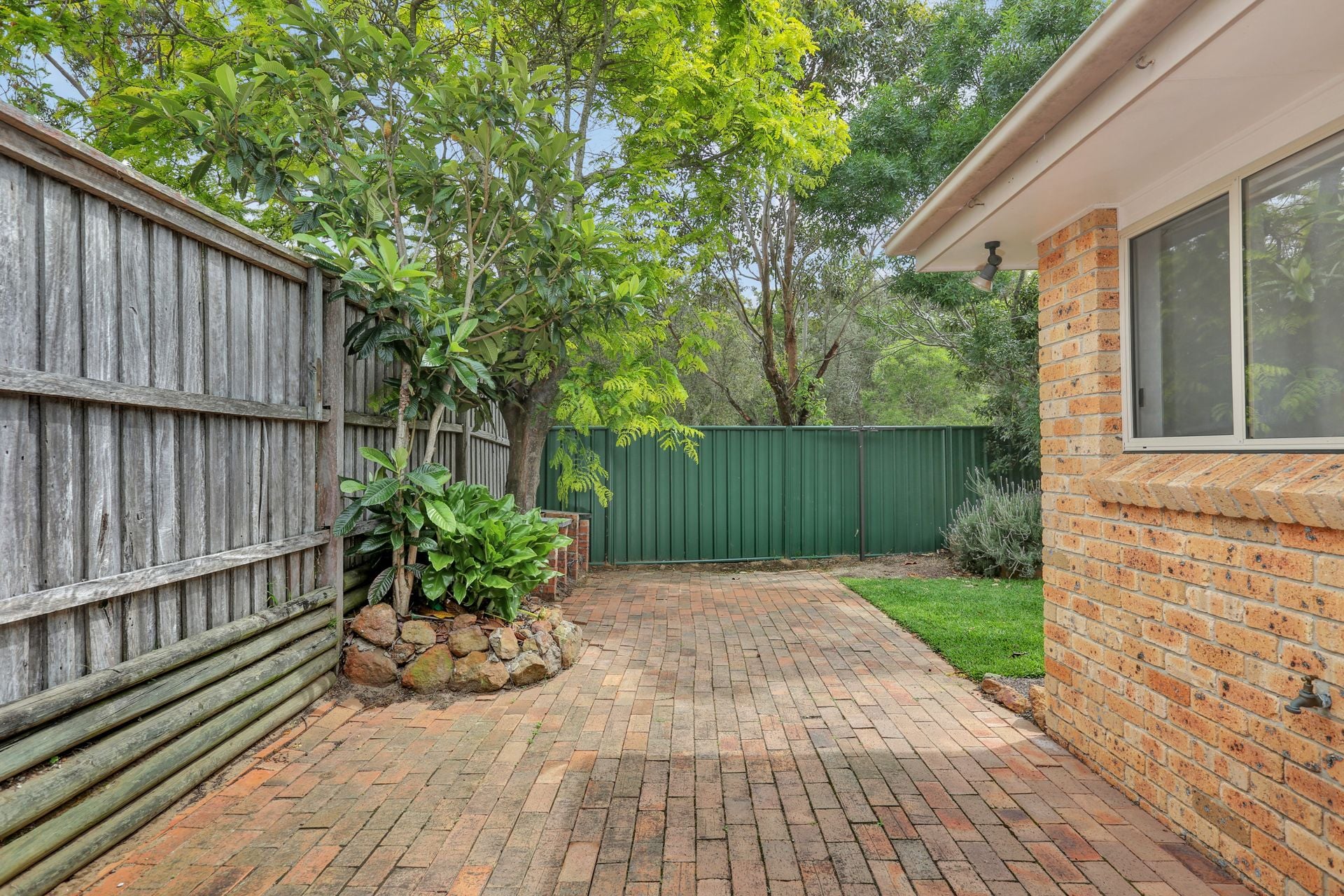 4/139 Scott Street, Shoalhaven Heads First National Coast & Country