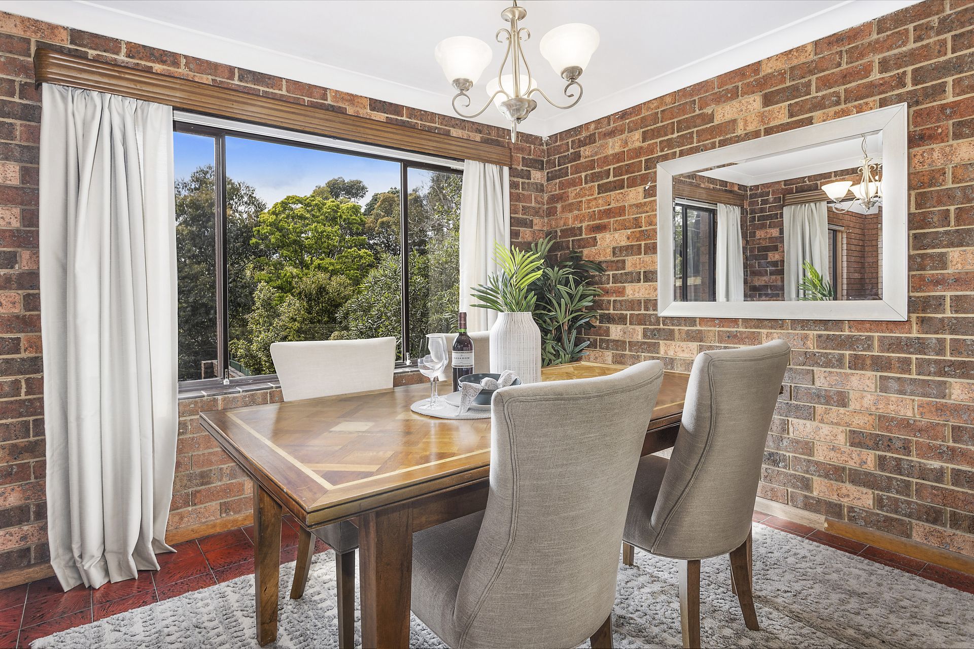 Real Estate For Lease 2 Nolan Avenue Engadine , NSW