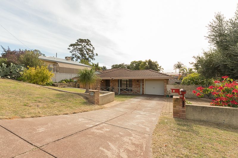 Real Estate For Lease 4 Moysey Court Parmelia , WA