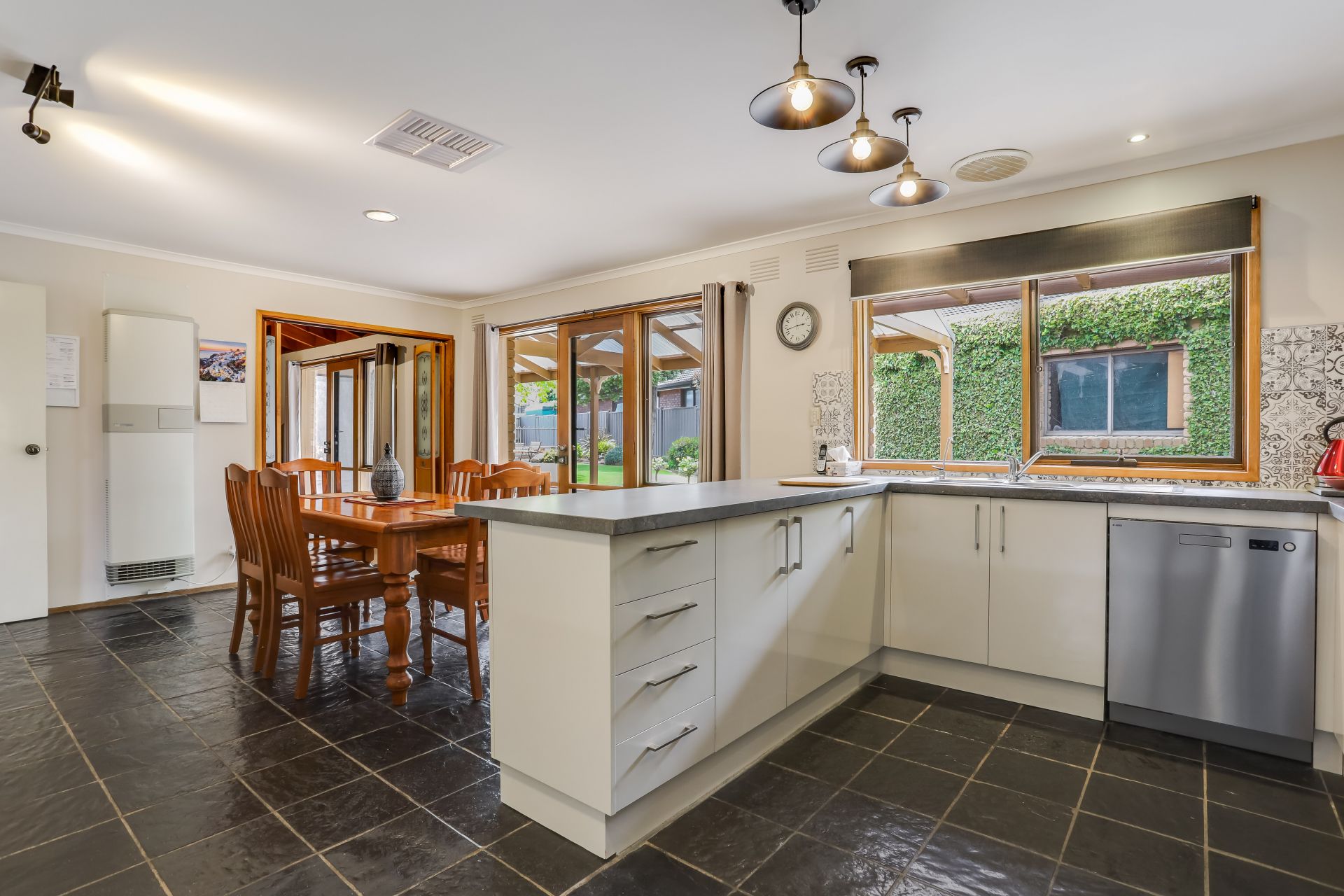 9 Kalbarri Court, Taylors Lakes OBrien Real Estate