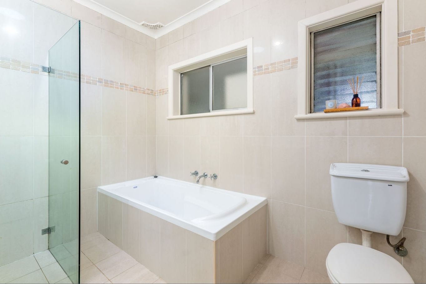 Real Estate For Lease 7 Roland Avenue Northmead , NSW