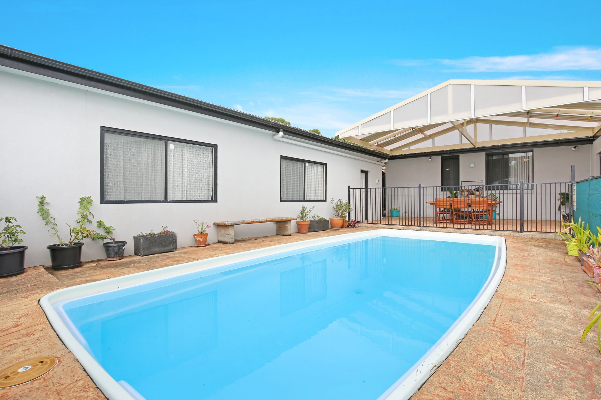 Real Estate For Sale 31 Foothills Road Balgownie , NSW