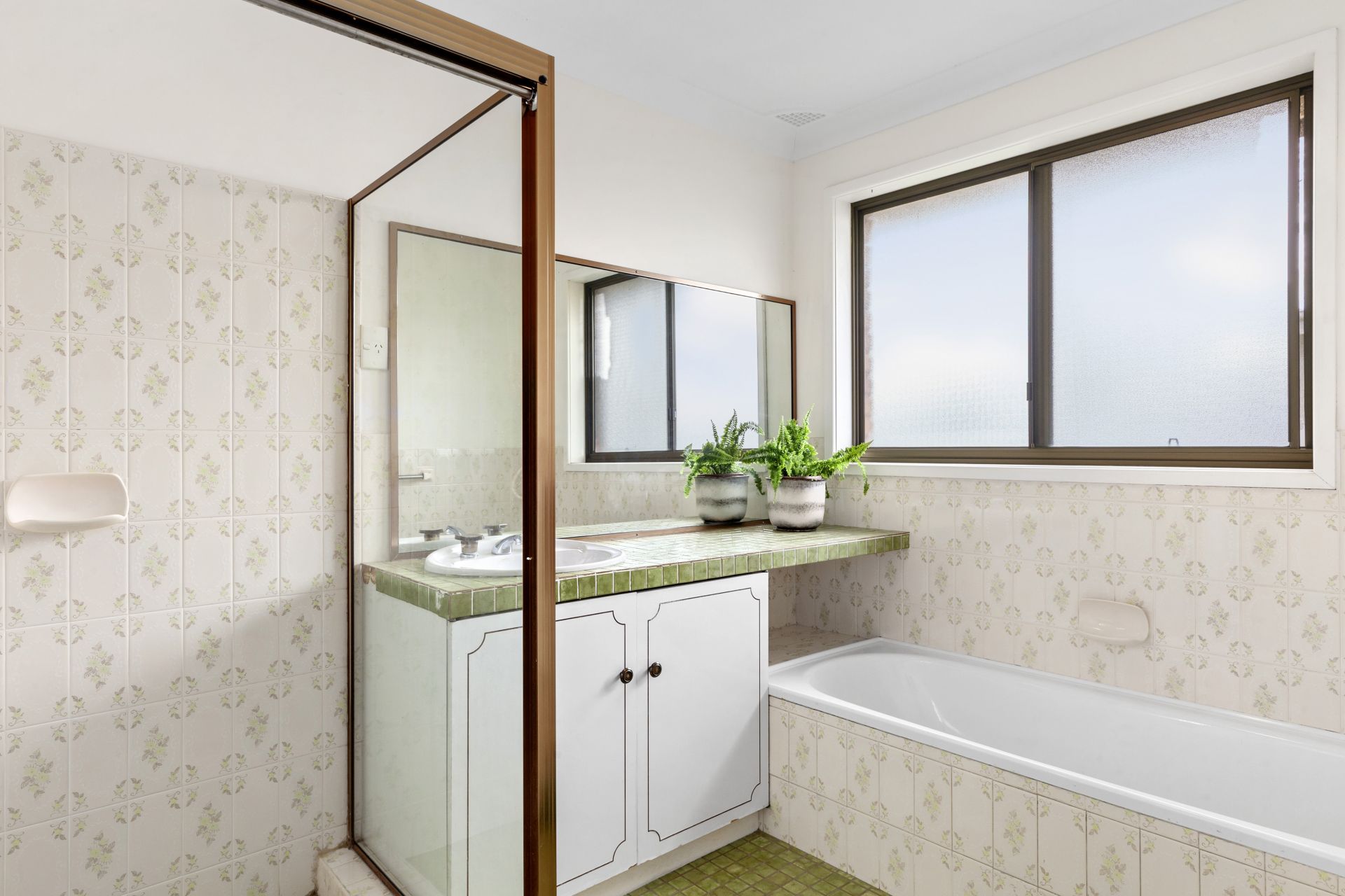 84 River Road, Shoalhaven Heads First National Coast & Country Real