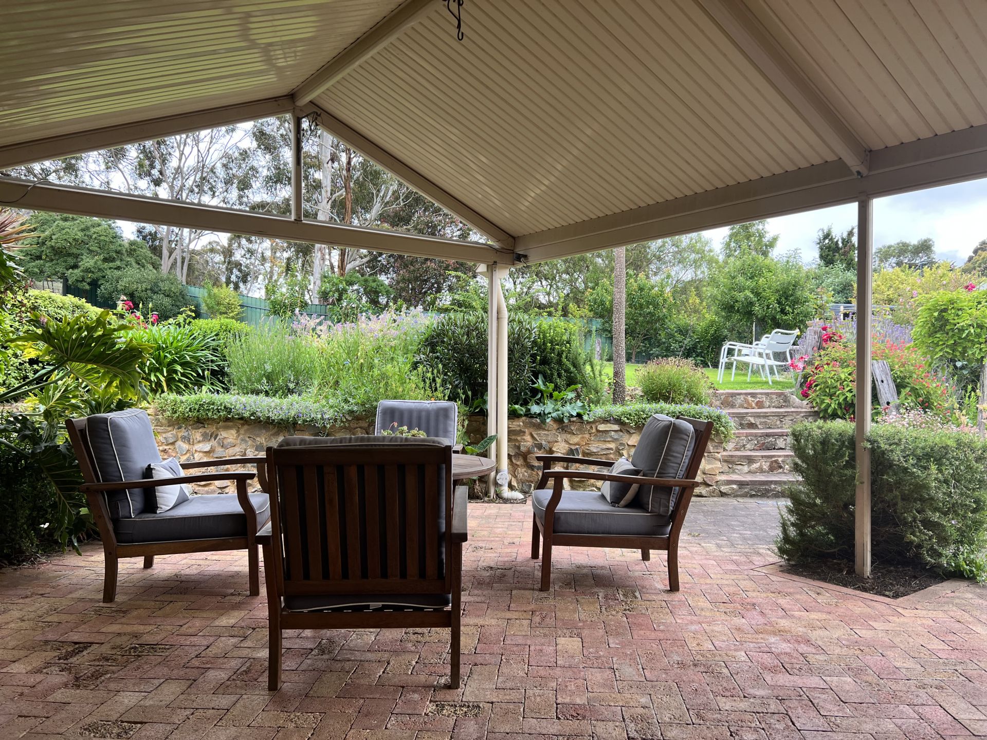 4 Lisa Court, Macclesfield Adcock Real Estate