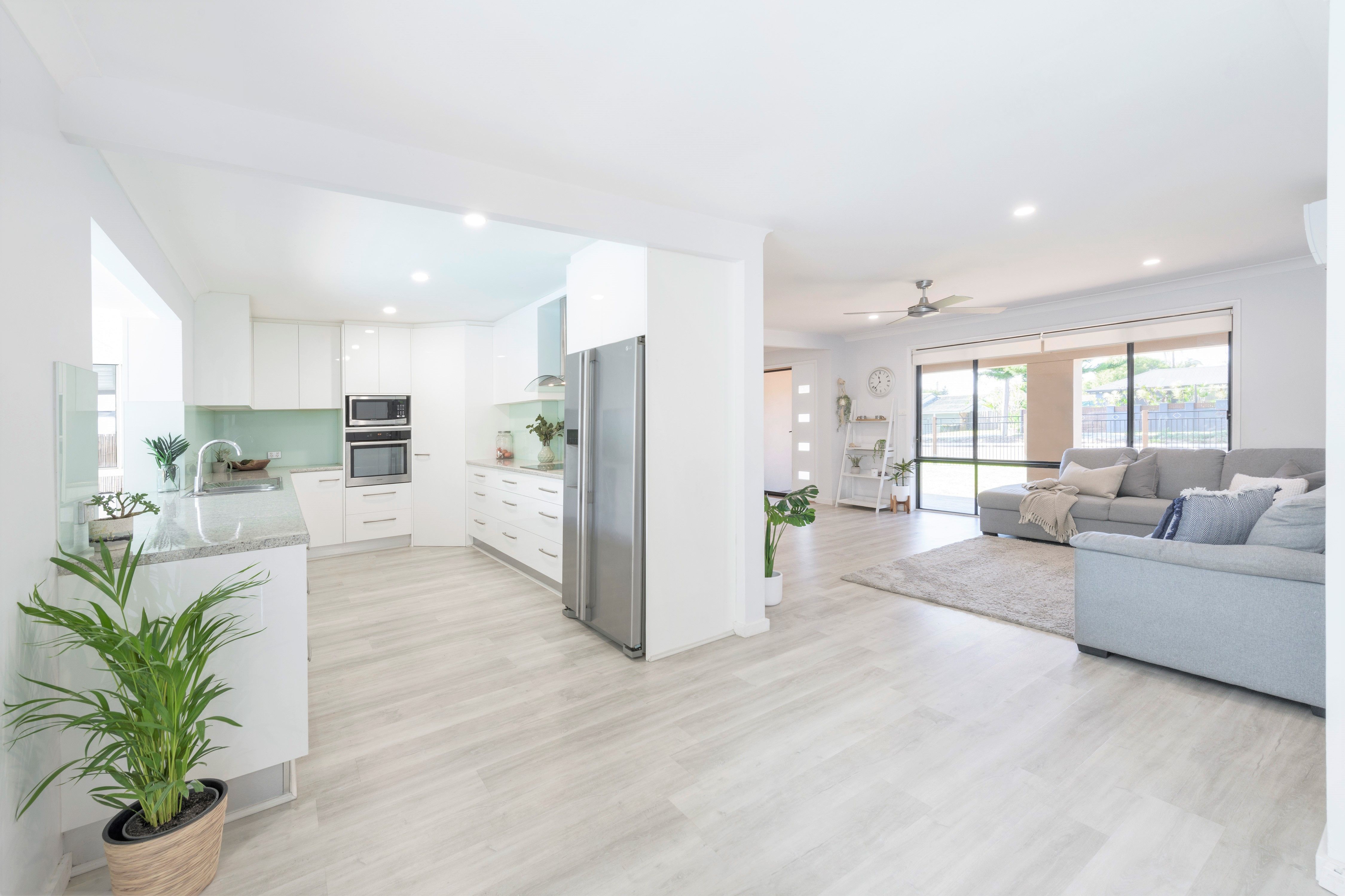 One Agency Eastlakes Real Estate For Sale 124 Park Avenue Caves