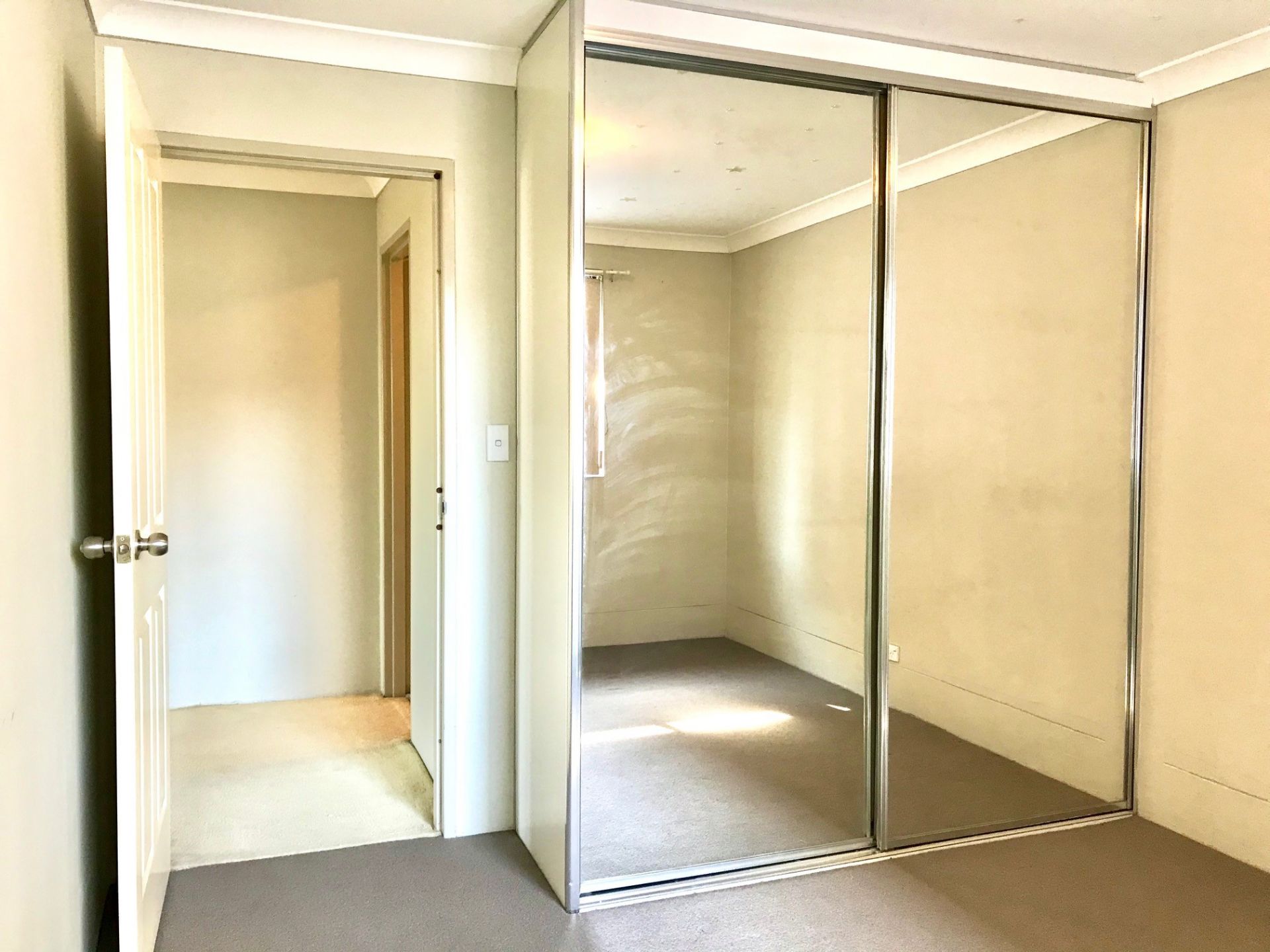 16/1012 Tindall Avenue, Liverpool Macquarie Real Estate