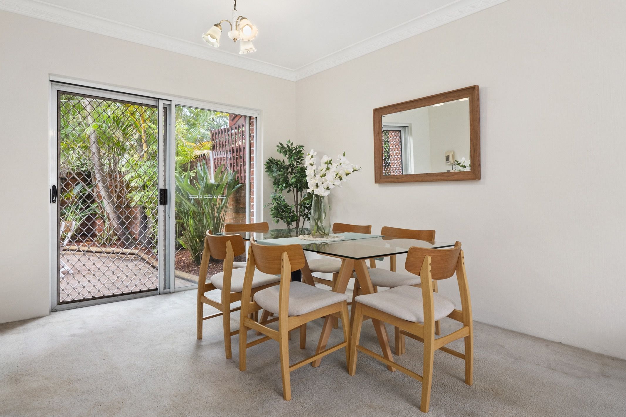 Olsen Romano Estate Agents Real Estate For Sale 2/6167 Varna