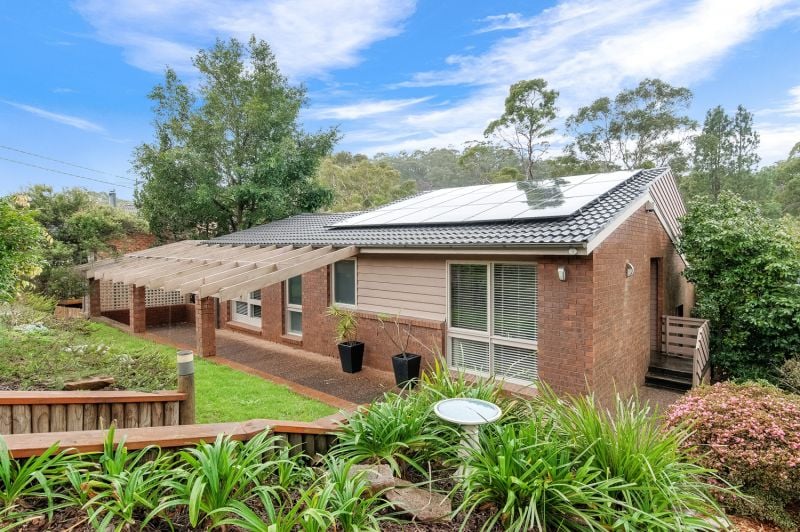 Real Estate For Sale 23 Gleneagles Crescent Hornsby , NSW
