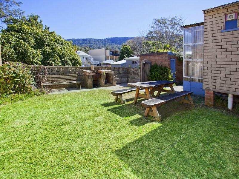 Sold property Undisclosed for 10 McCauley Street Thirroul , NSW 2515