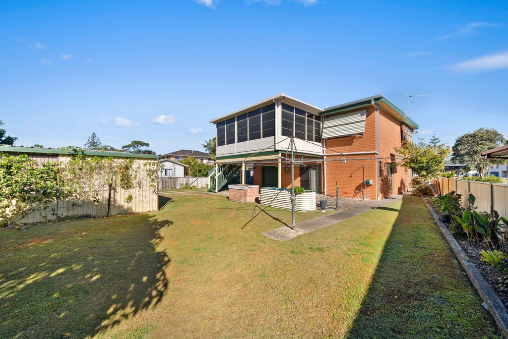 Real Estate For Sale 6 Honeysuckle Place Mylestom , NSW