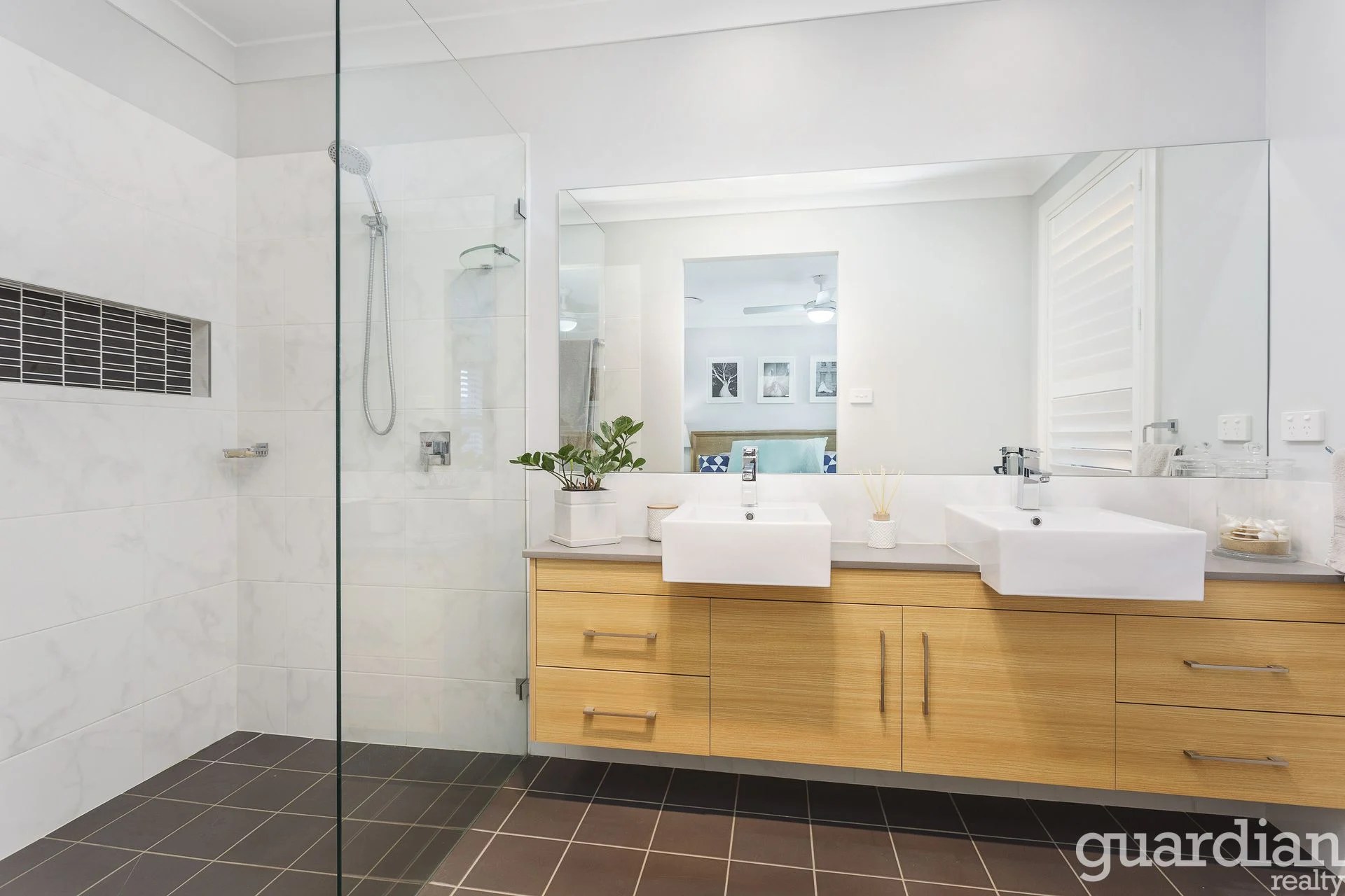 4 Tynecastle Avenue, North Kellyville Guardian Realty