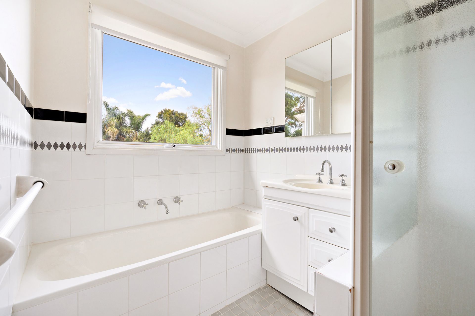 Real Estate For Sale 12 Wanganui Road Kirrawee , NSW