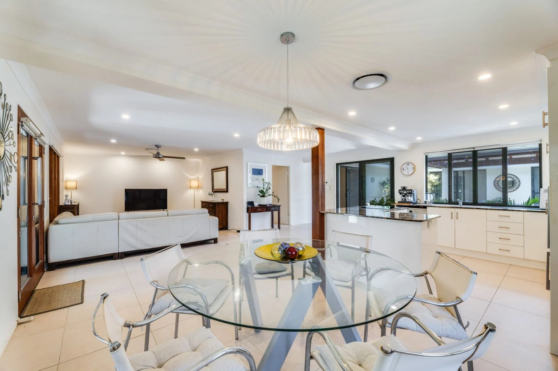 88 Sovereign Drive, Mermaid Waters Amir Prestige Group