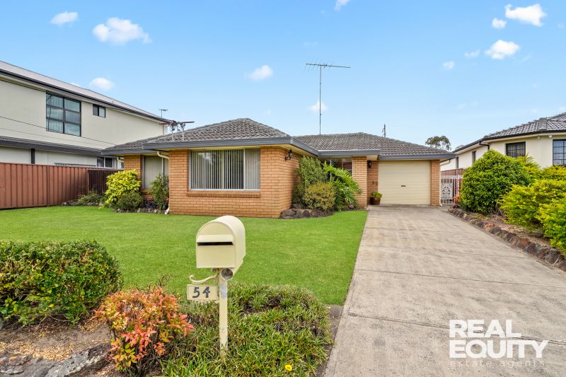 Real Estate For Sale 54 Longstaff Avenue Chipping Norton , NSW