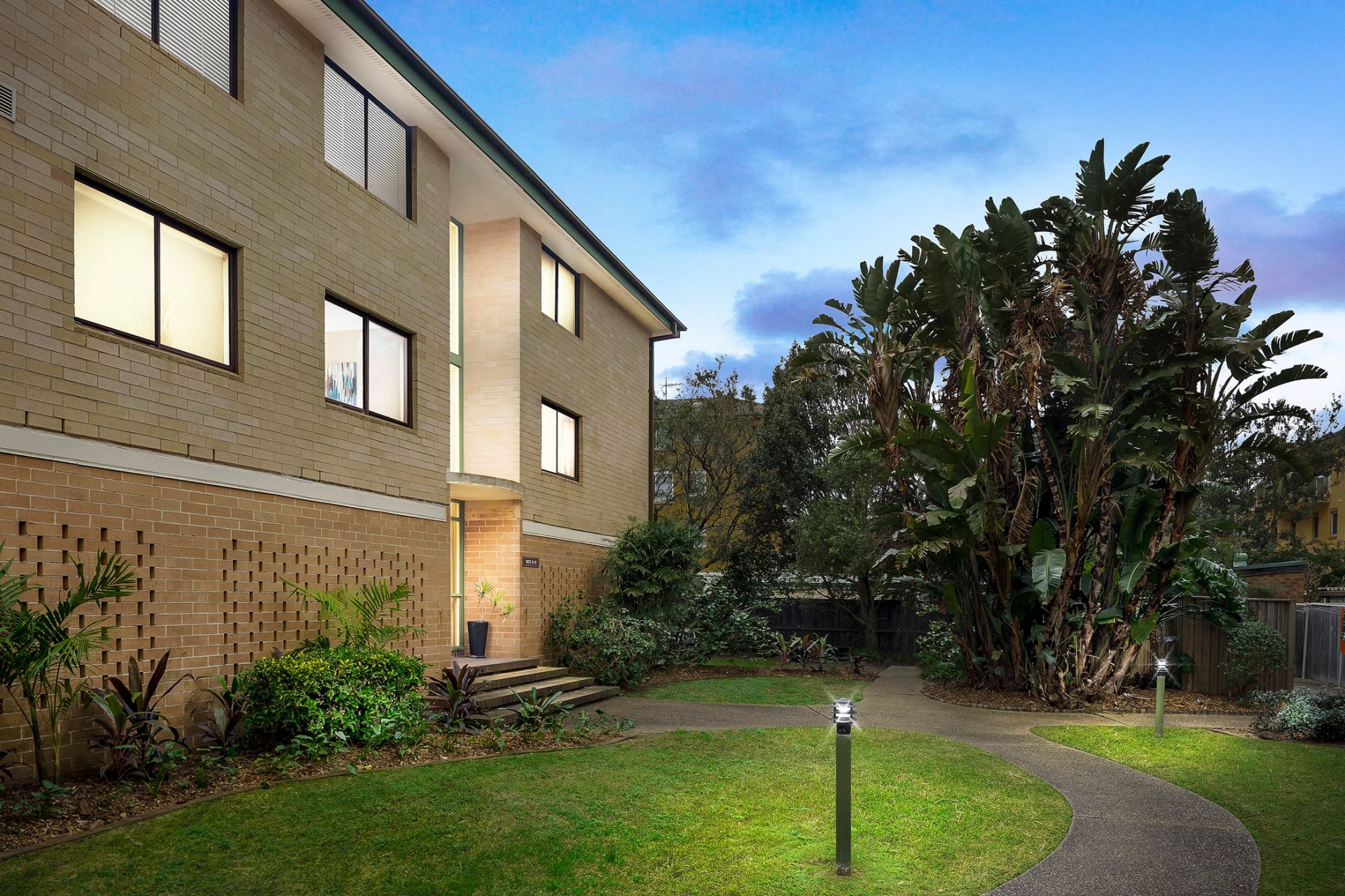 Real Estate For Sale 10/21 Seabeach Avenue Mona Vale , NSW