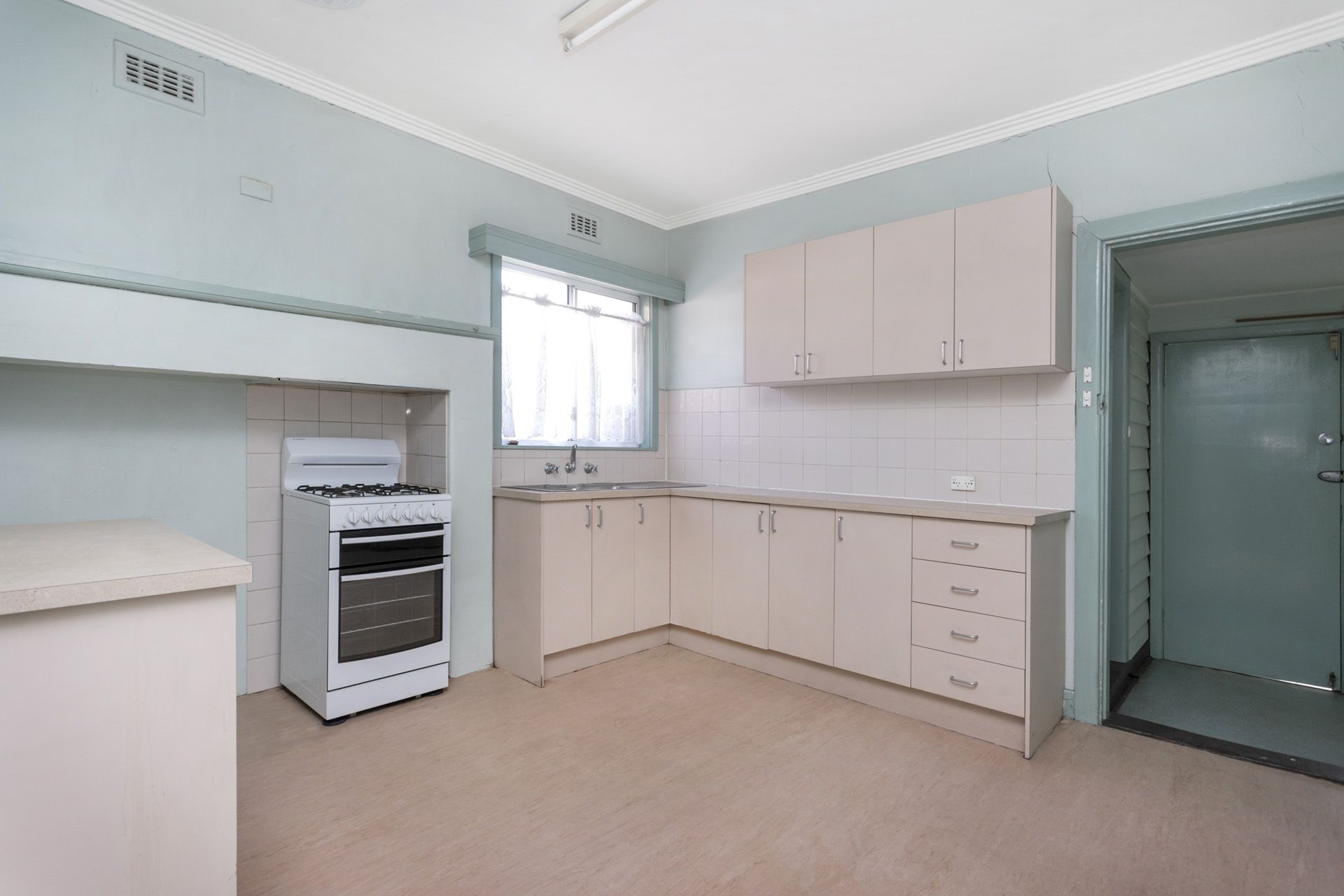 36 Austin Crescent West, Yarraville Sweeney Estate Agents