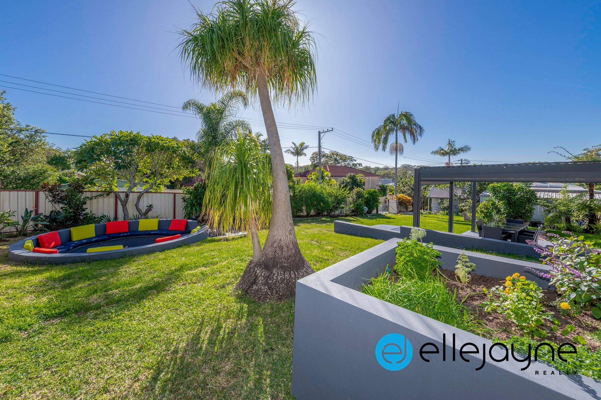 70 Dandaraga Road, Brightwaters Ellejayne Realty Pty Ltd