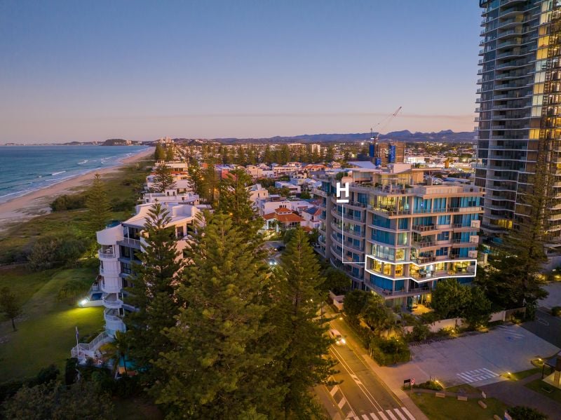 Real Estate For Sale 301/252 Hedges Avenue Mermaid Beach , QLD