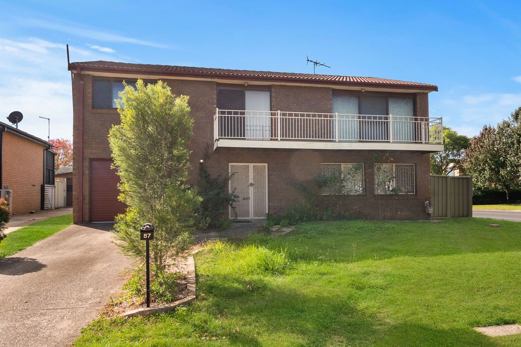 Real Estate For Lease 87 Andrew Thompson Drive Mcgraths Hill , NSW