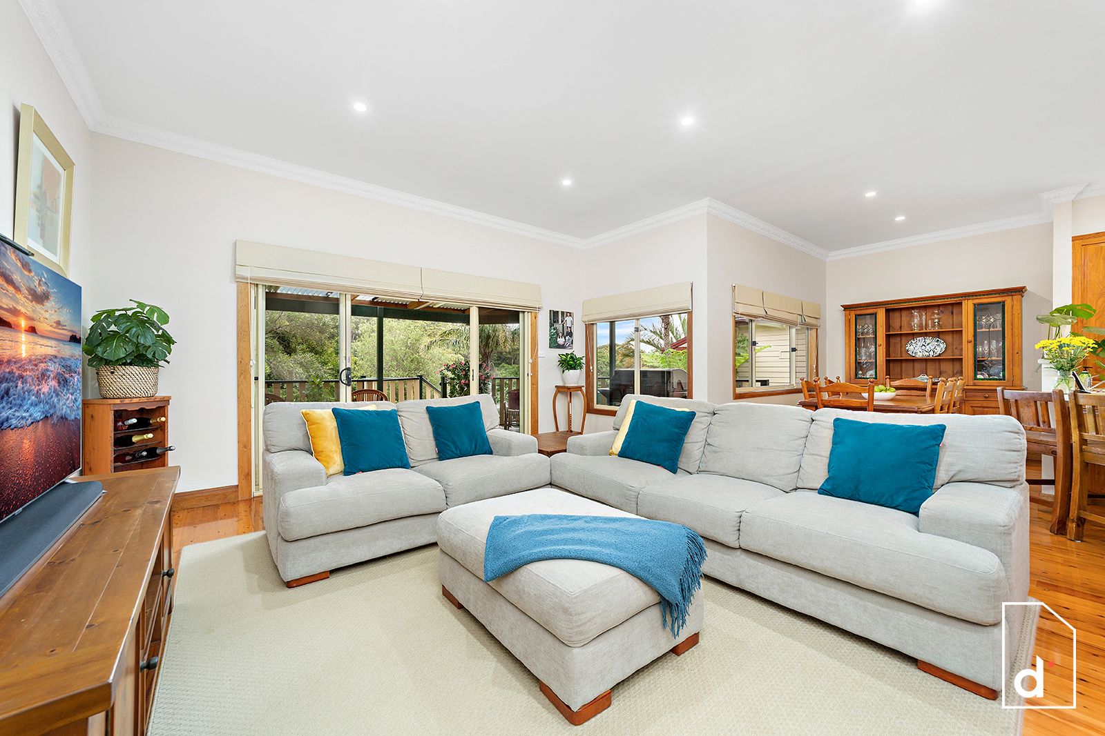 Sold property 1800000 for 29 Hillcrest Avenue Woonona , NSW 2517