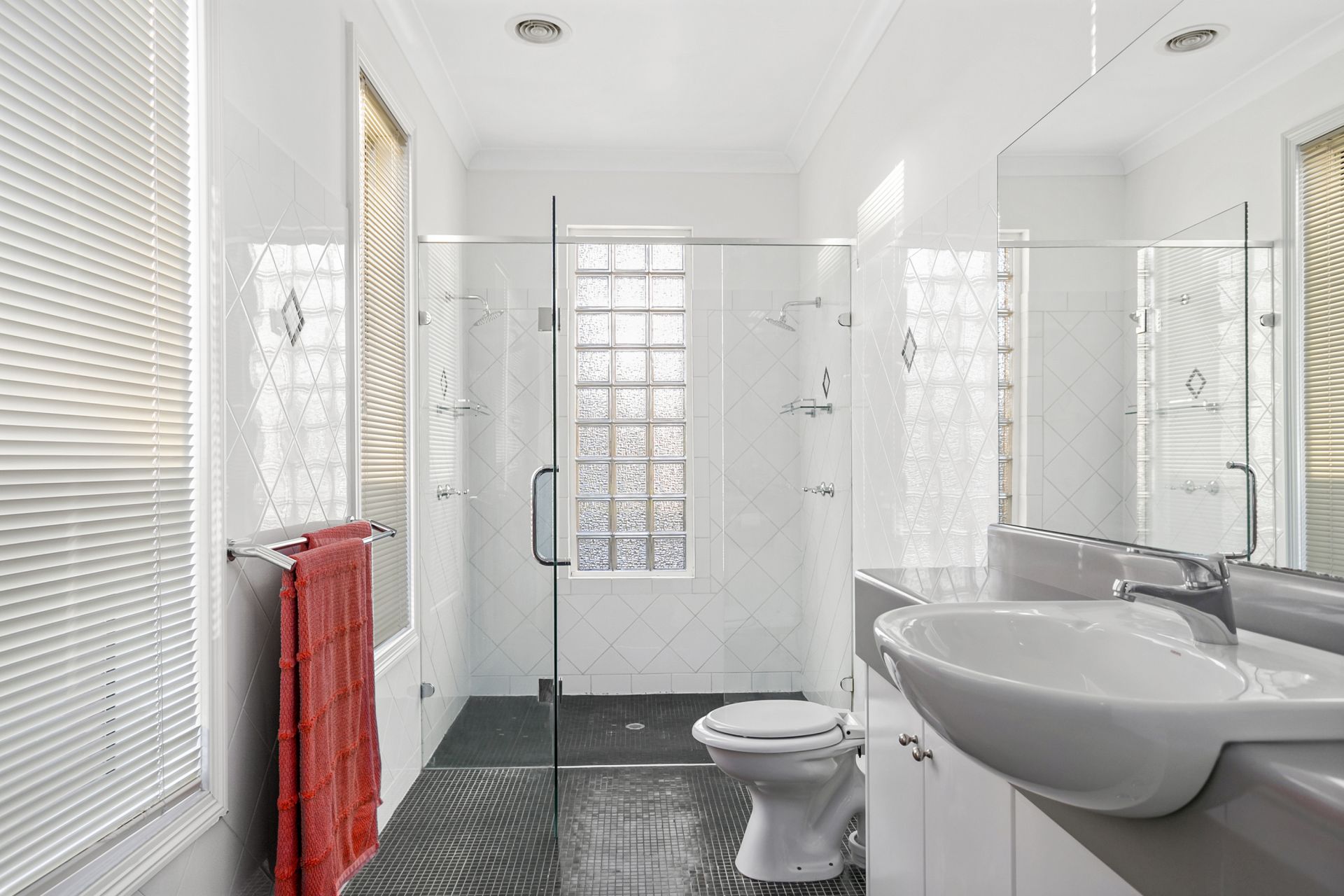 13 Penzance Avenue, Golden Square DCK Real Estate