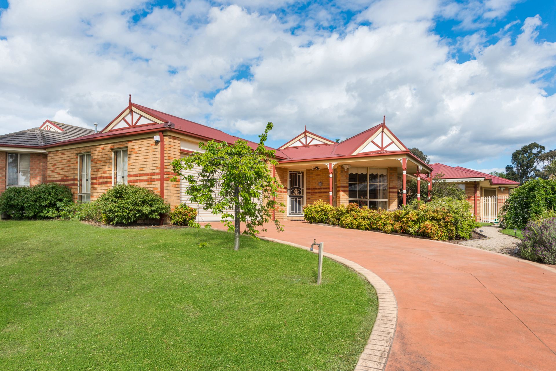 11 Chauncey Way, Lynbrook OBrien Real Estate