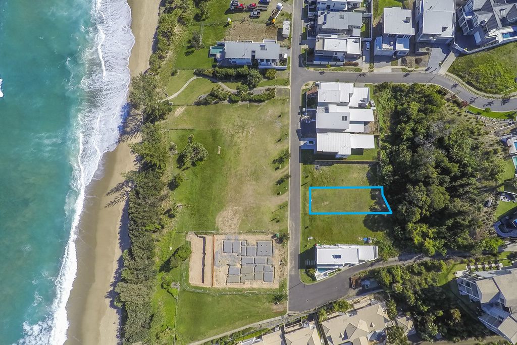 For Sale 17 Oceanfront Drive Sapphire Beach , NSW