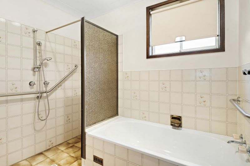 Real Estate For Sale 10 Freshwater Close Woodbine , NSW