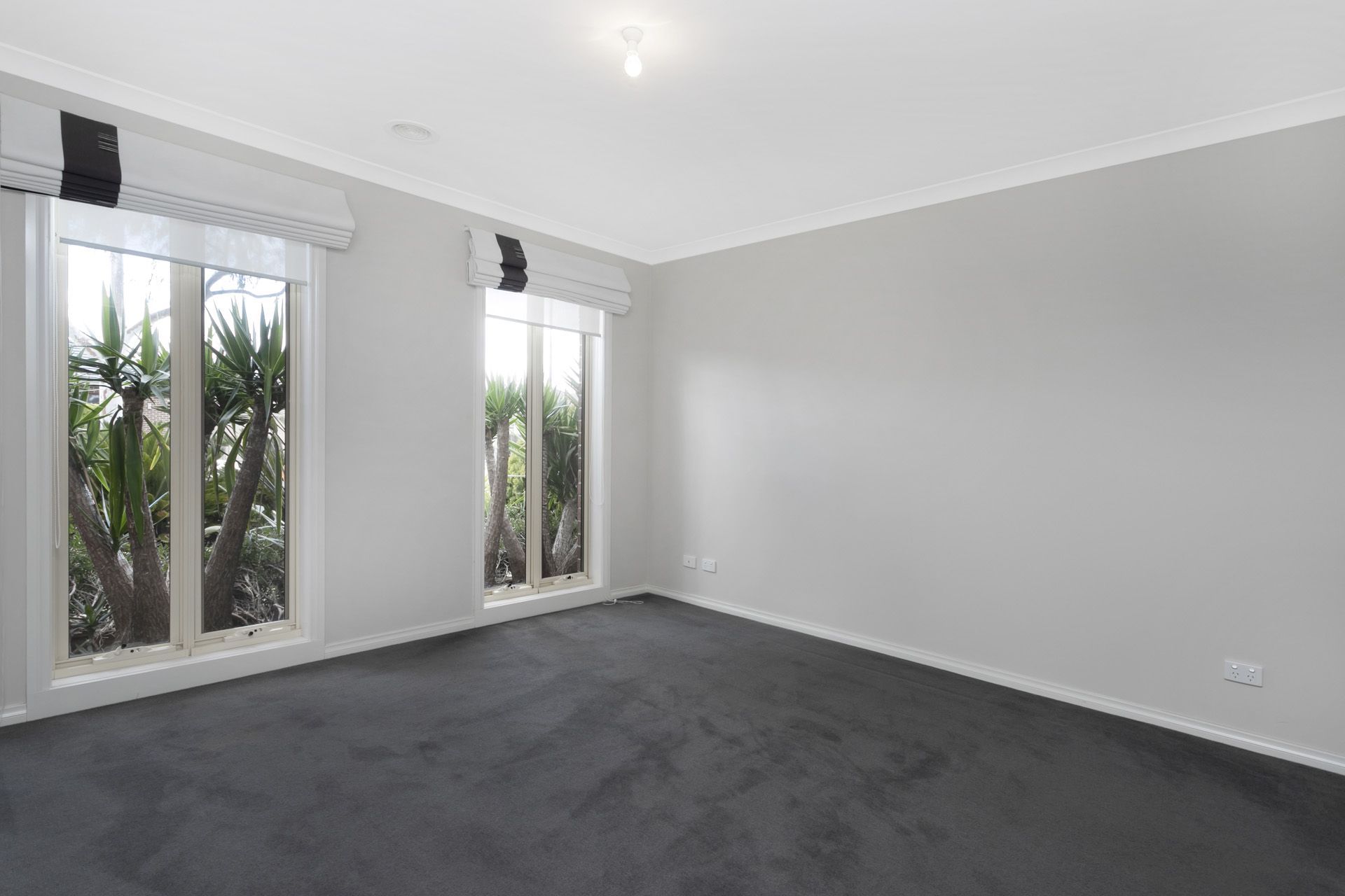 84 Inglewood Drive, BURNSIDE HEIGHTS Sweeney Estate Agents