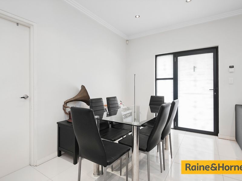 Real Estate For Sale 1/28 Canonbury Grove Bexley North , NSW