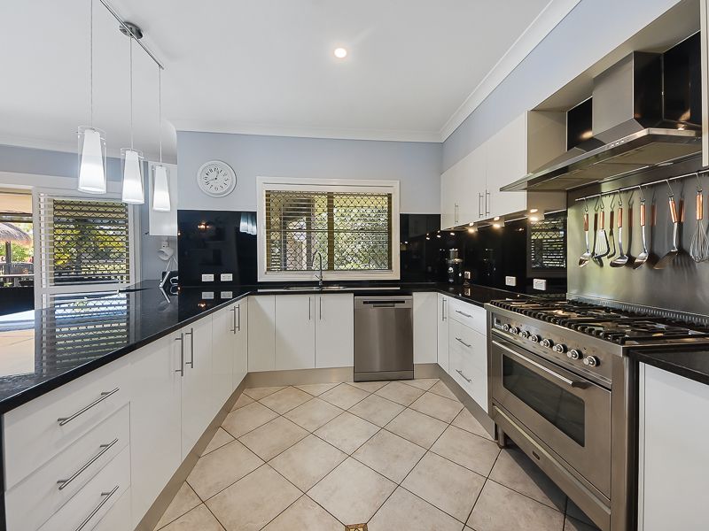 Real Estate For Sale 18 Warwick Lane Samford Valley , QLD