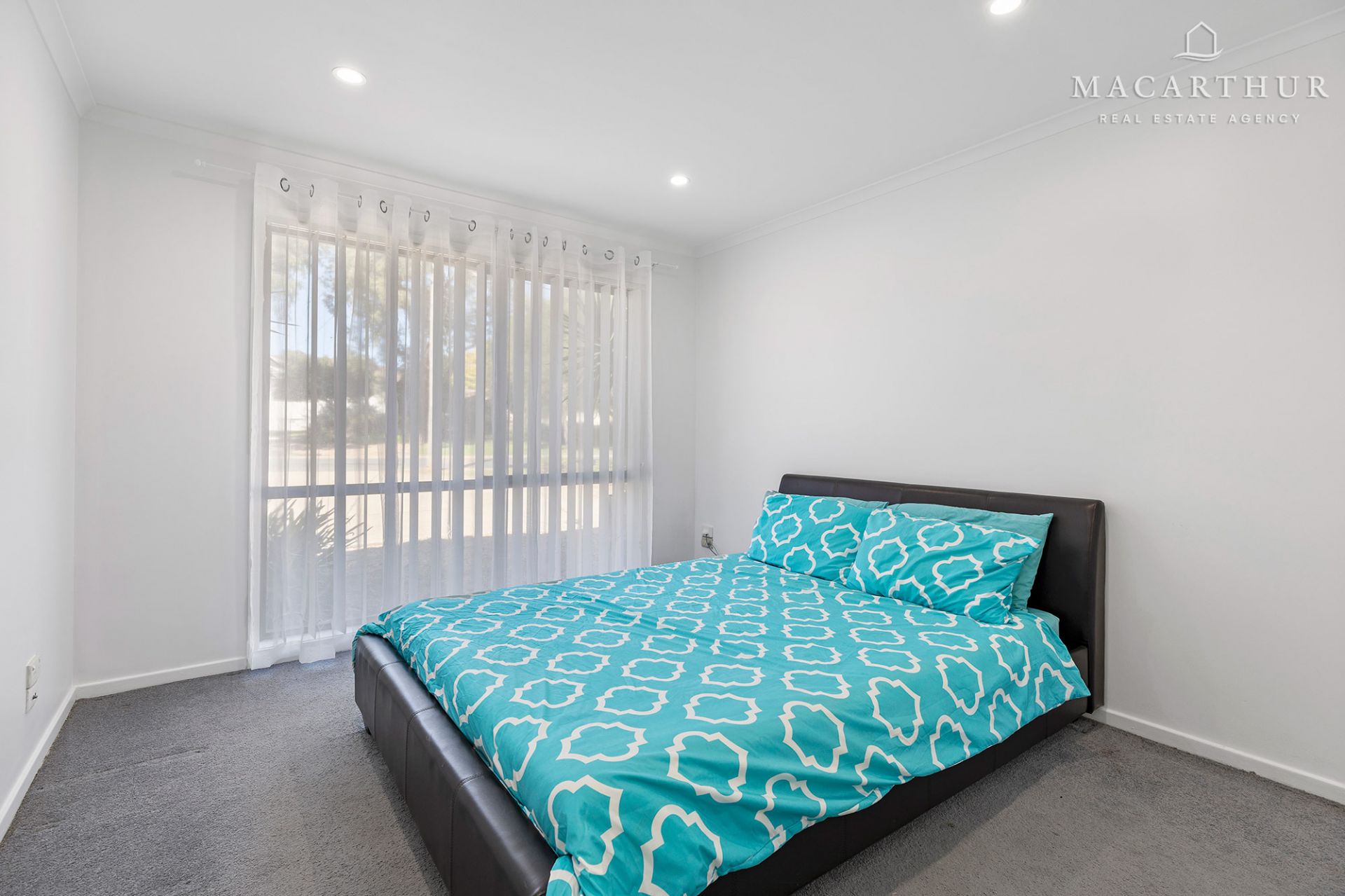 10 Crisp Drive, Ashmont Macarthur Real Estate Agency
