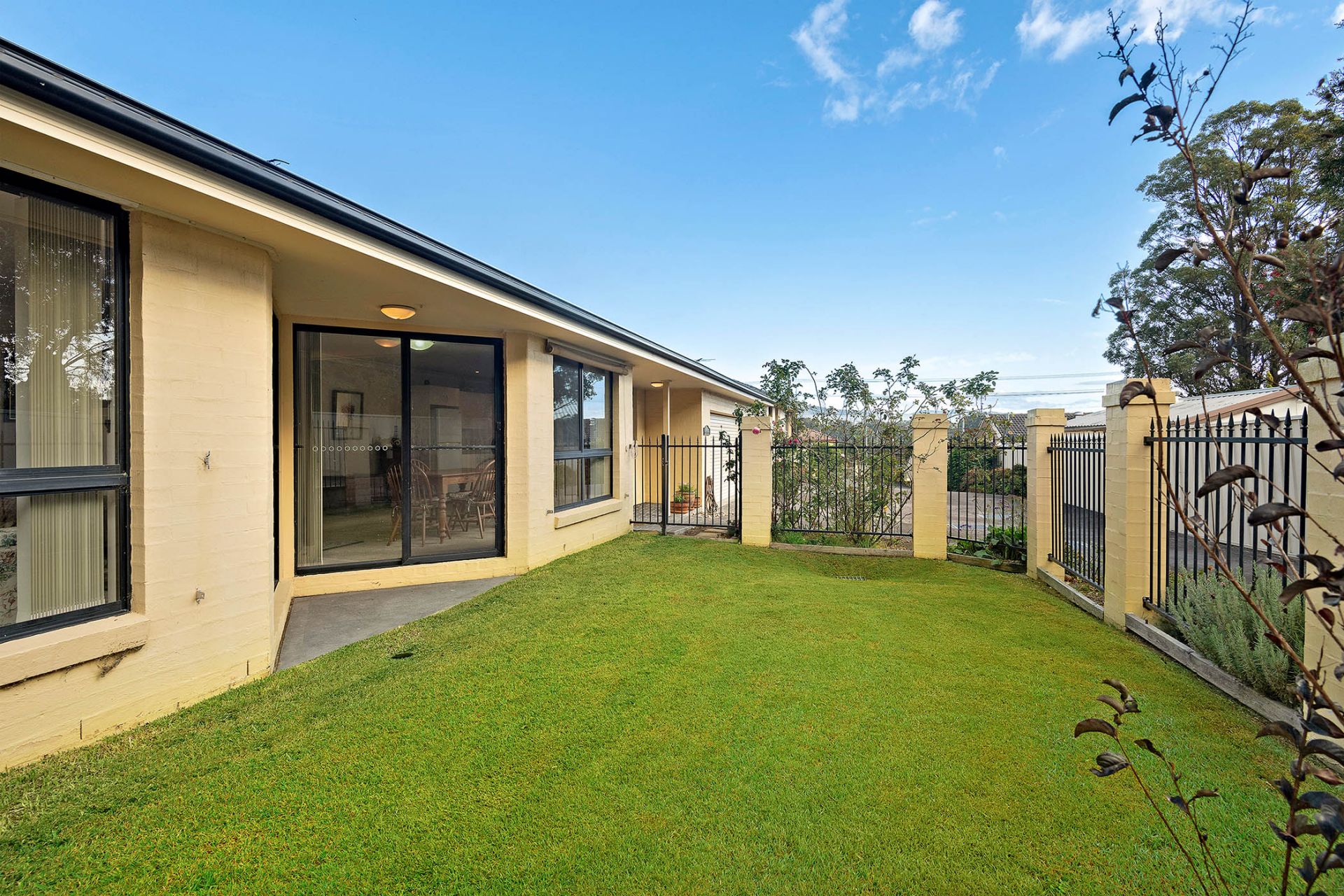 Real Estate For Sale 1/195 Mathieson Street Bellbird Heights , NSW