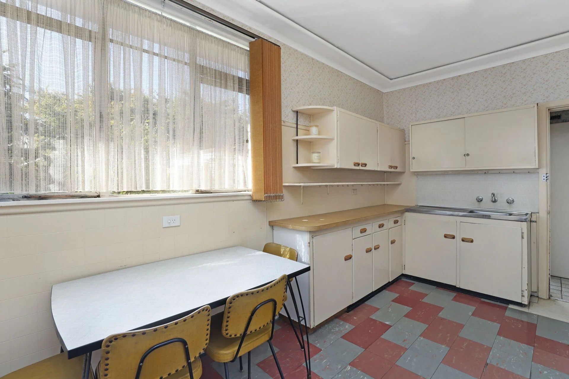 Real Estate For Sale 6 Mistletoe Street Loftus , NSW