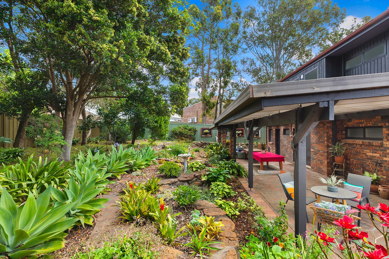 Real Estate For Sale 10 Geneva Place Engadine , NSW