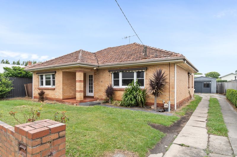 17 Armstrong Street, Colac Colac to Coast