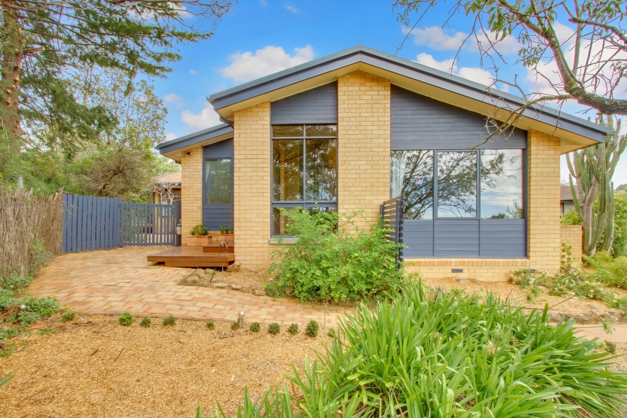 Real Estate For Sale 168 Streeton Drive Chapman , ACT