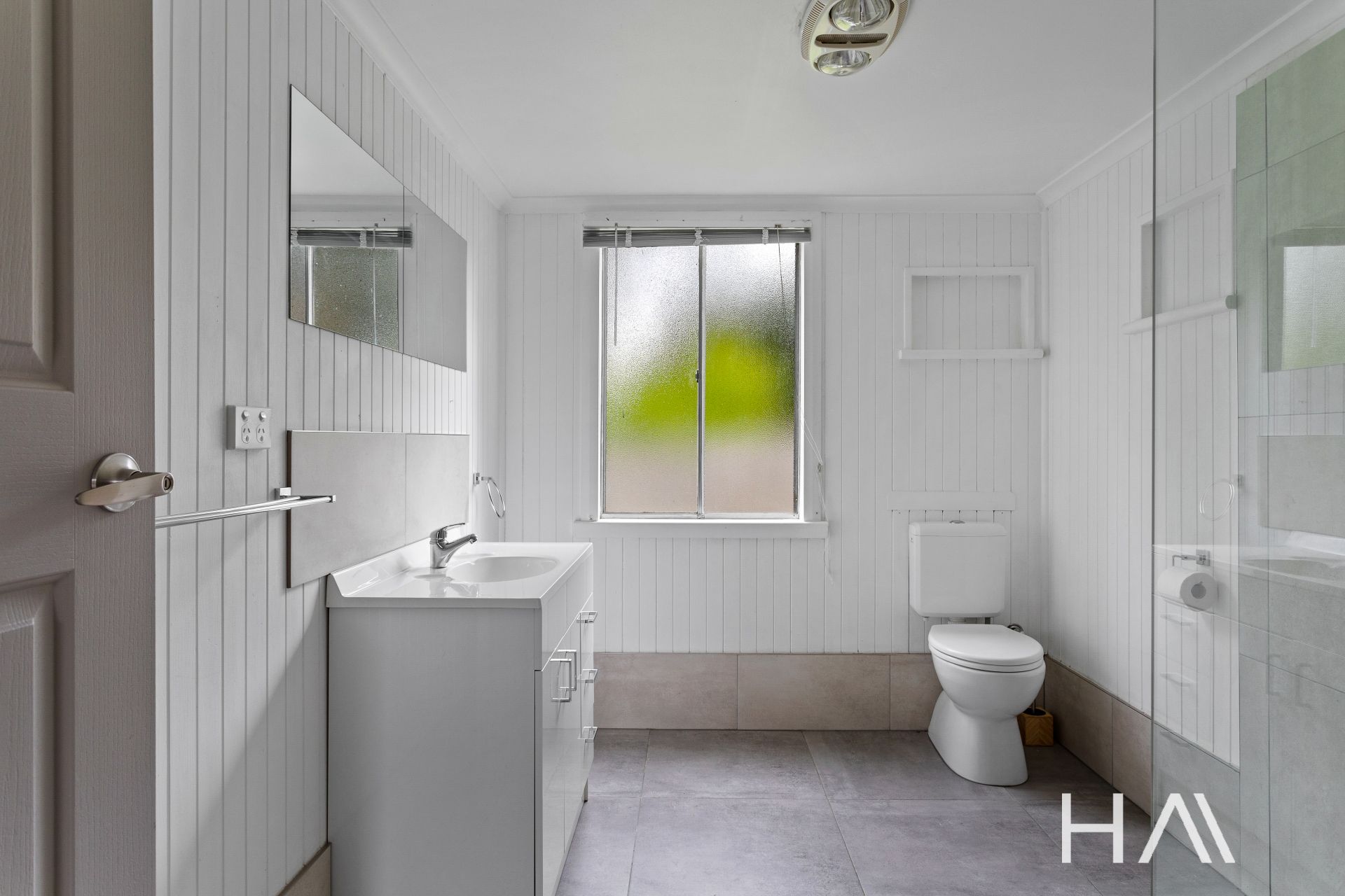 11 Post Office Road, Hillwood Harrison Agents