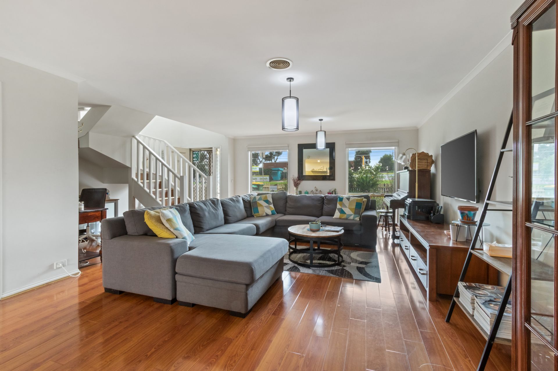 Real Estate For Sale 10/119125 Mahoneys Road Reservoir , VIC