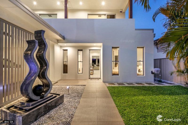 9 Plover Avenue, Paradise Point My Home Property