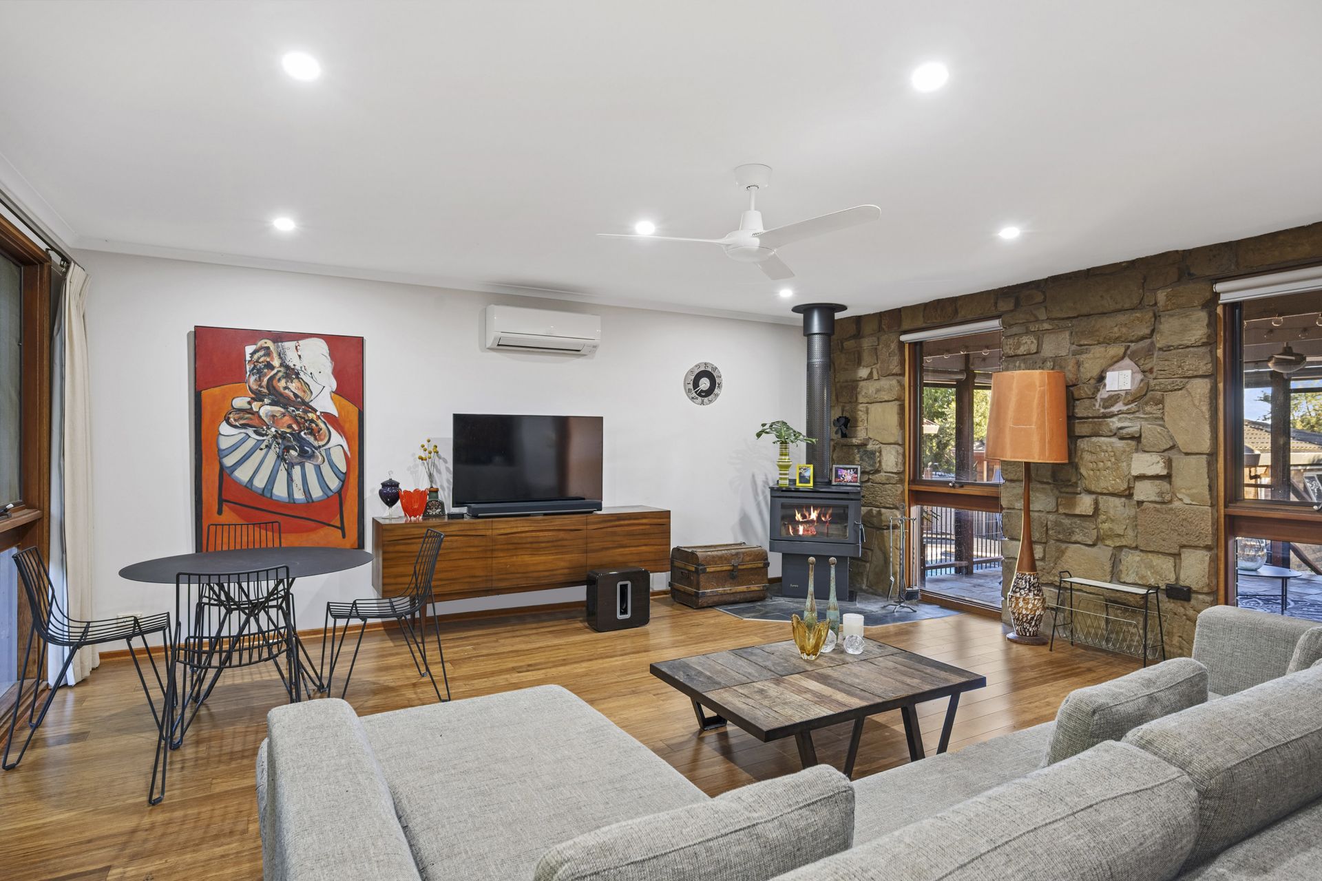 2 The Strand, Kennington Bendigo Ballarat Real Estate Pty Ltd