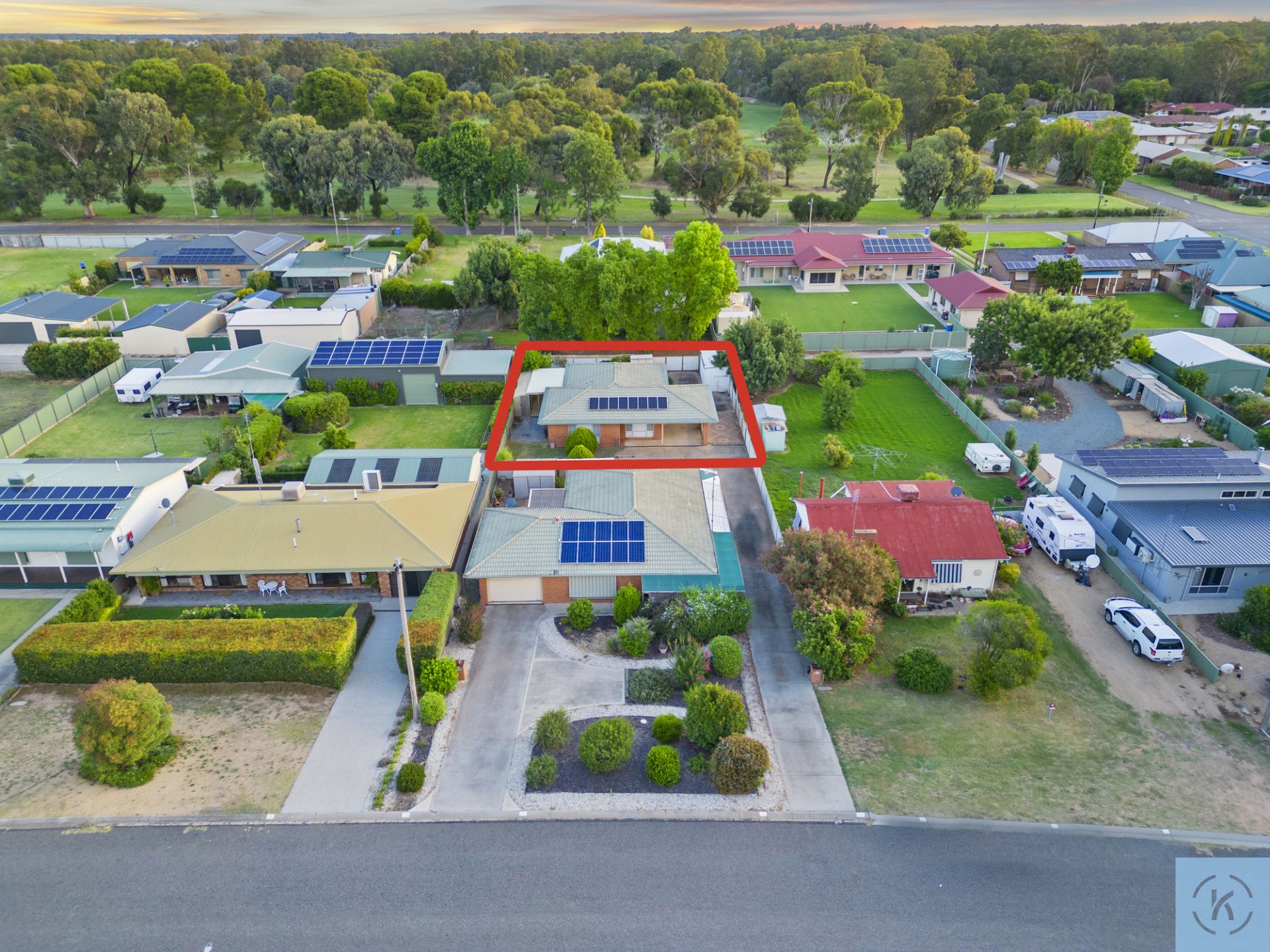 2/37 Calaway Street, Tocumwal Kerr Real Estate