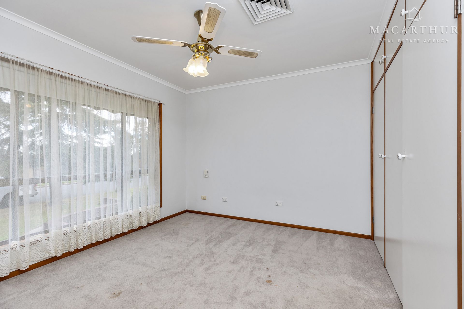 33 Mallory Street, Ashmont Macarthur Real Estate Agency