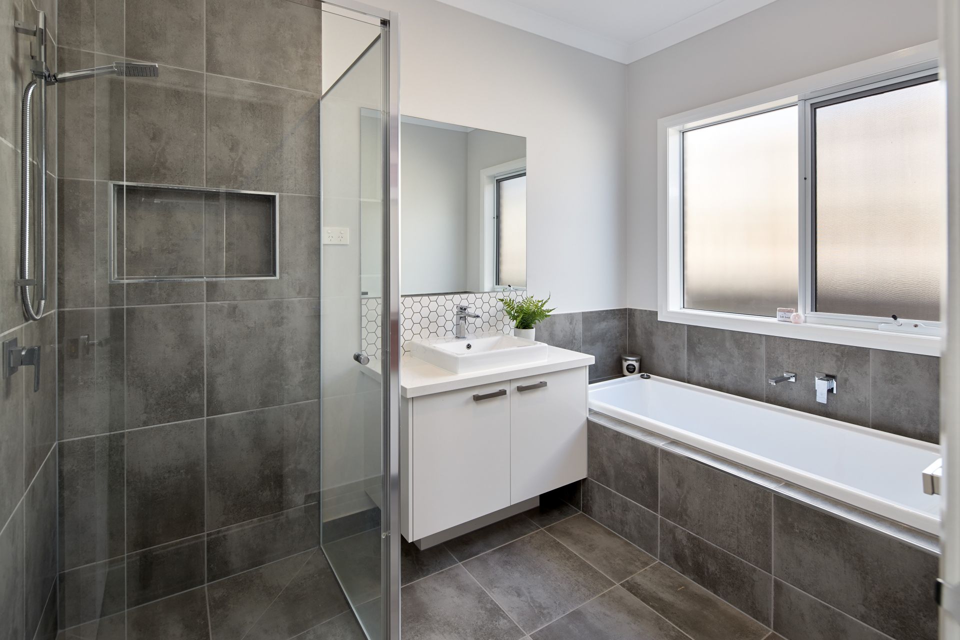 24 Bailey Road, Warragul OBrien Real Estate