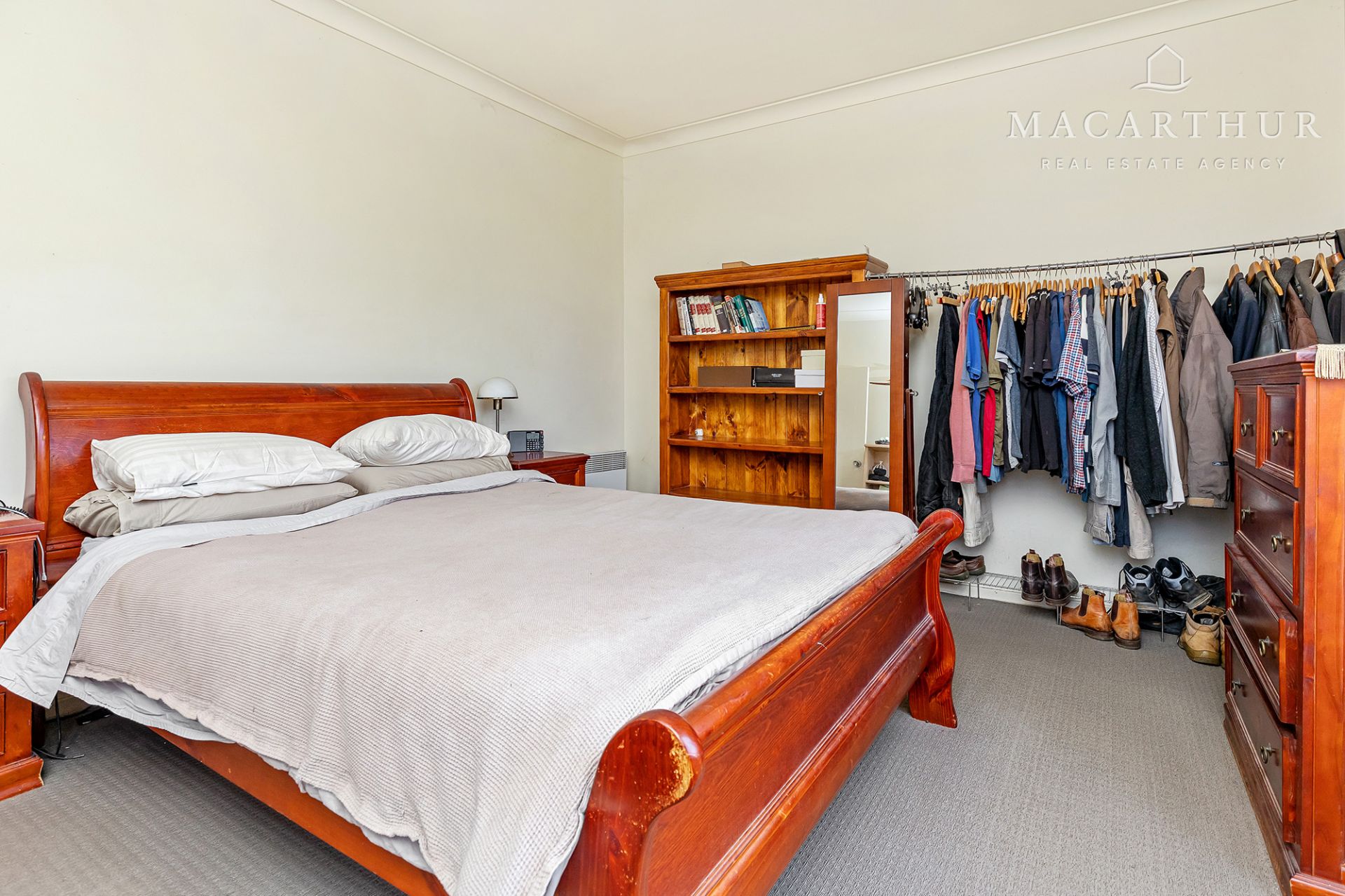 11 Devlin Street, Coolamon Macarthur Real Estate Agency